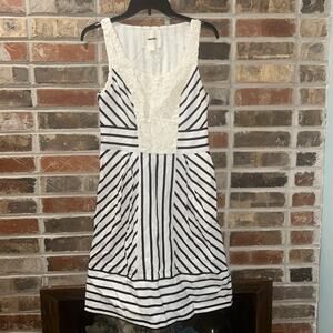 Anthropologie Maeve Women Size 6 Chessia White and Navy Striped Dress lace C16